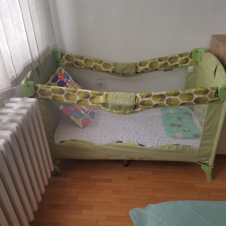 Calla 5 Apartment - Main Square, In The City Shopping Center - Parking Slot With Security And Video Camera Skopje Extérieur photo