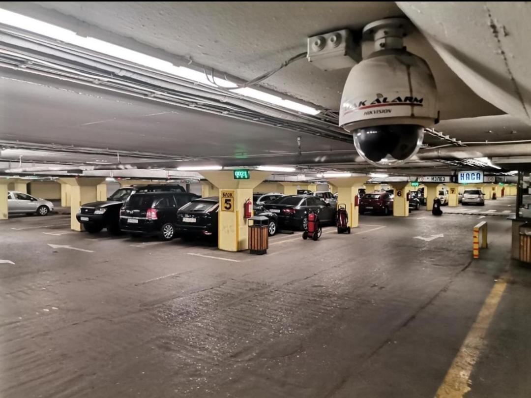 Calla 5 Apartment - Main Square, In The City Shopping Center - Parking Slot With Security And Video Camera Skopje Extérieur photo