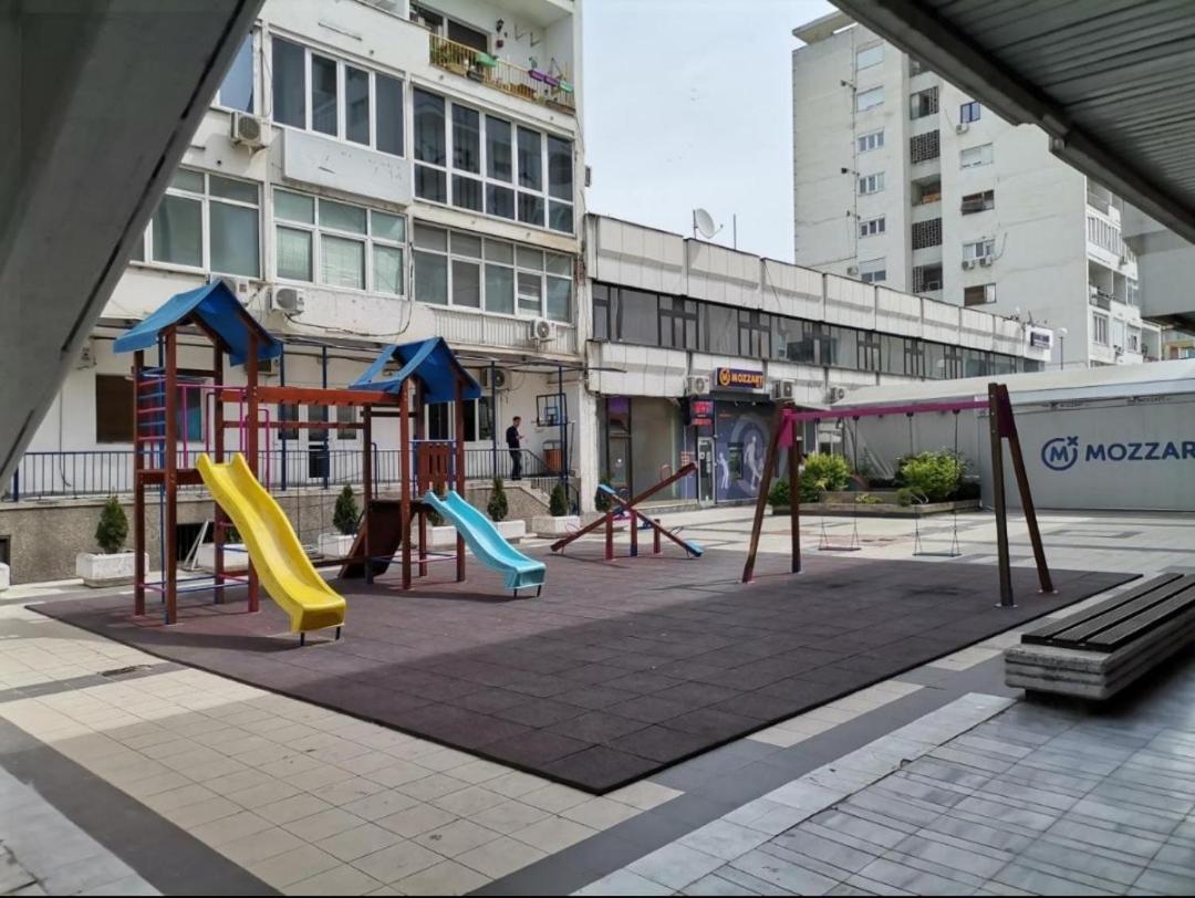 Calla 5 Apartment - Main Square, In The City Shopping Center - Parking Slot With Security And Video Camera Skopje Extérieur photo