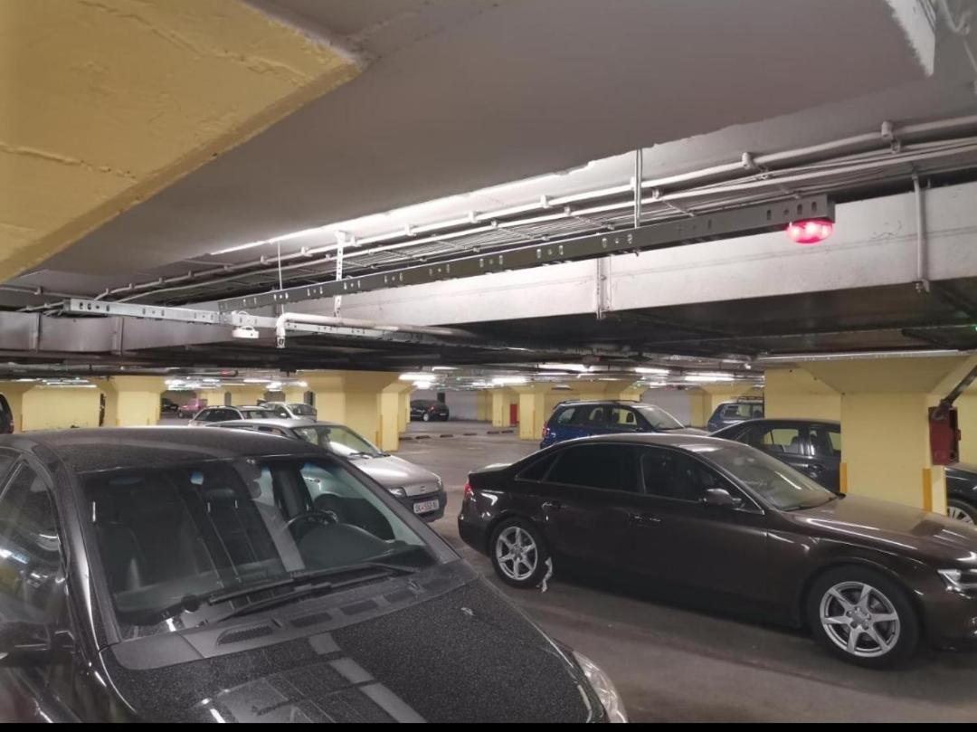 Calla 5 Apartment - Main Square, In The City Shopping Center - Parking Slot With Security And Video Camera Skopje Extérieur photo