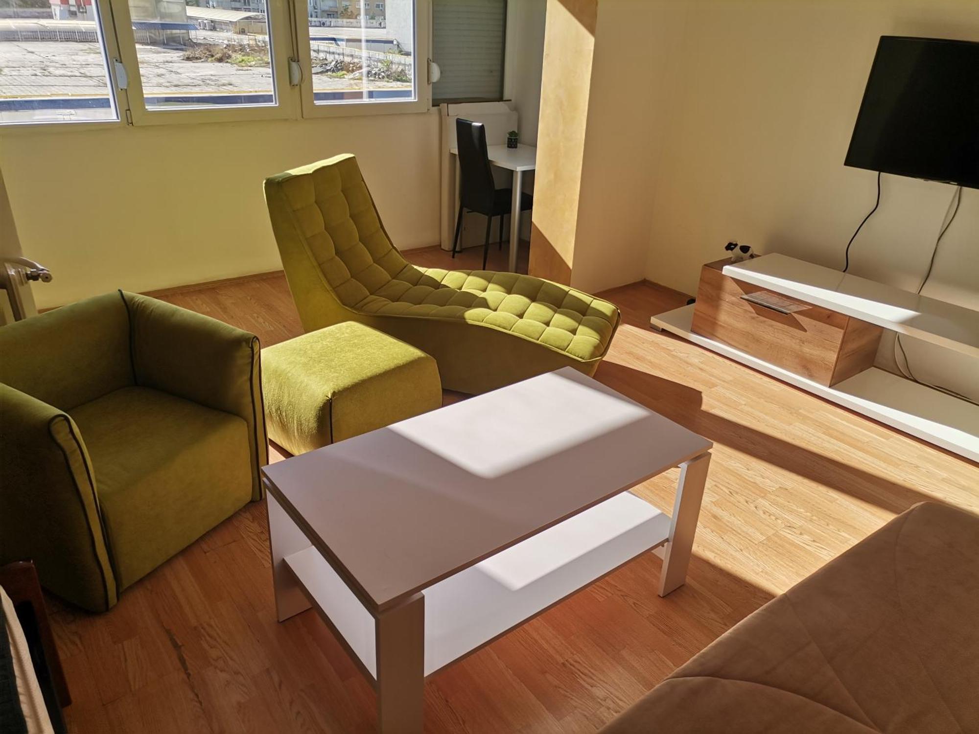 Calla 5 Apartment - Main Square, In The City Shopping Center - Parking Slot With Security And Video Camera Skopje Extérieur photo
